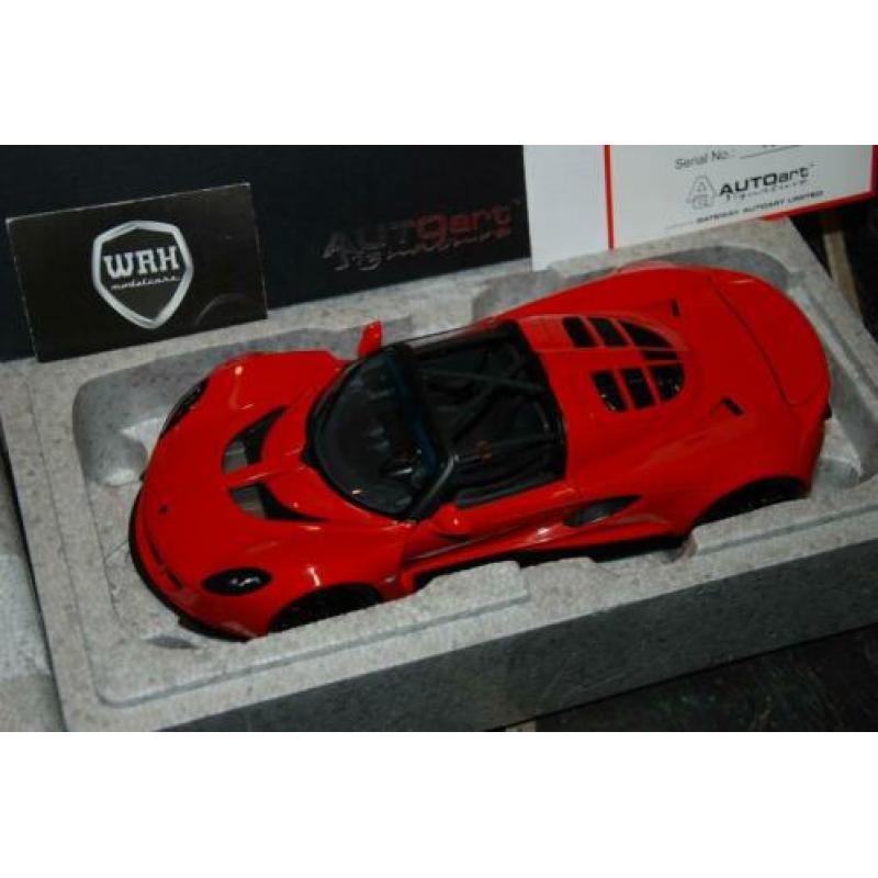 HENNESSEY VENOM GT red Autoart signature WRH