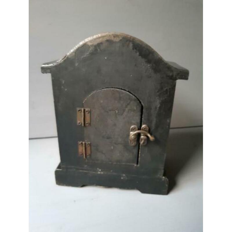 Brocante klok, hout Hoog: 22 cm Breed: 17 cm