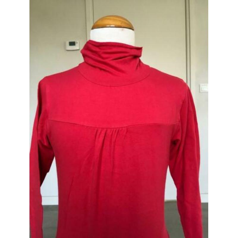 PIROUETTE shirt / longsleeve rood met col NIEUW mt 152 WG