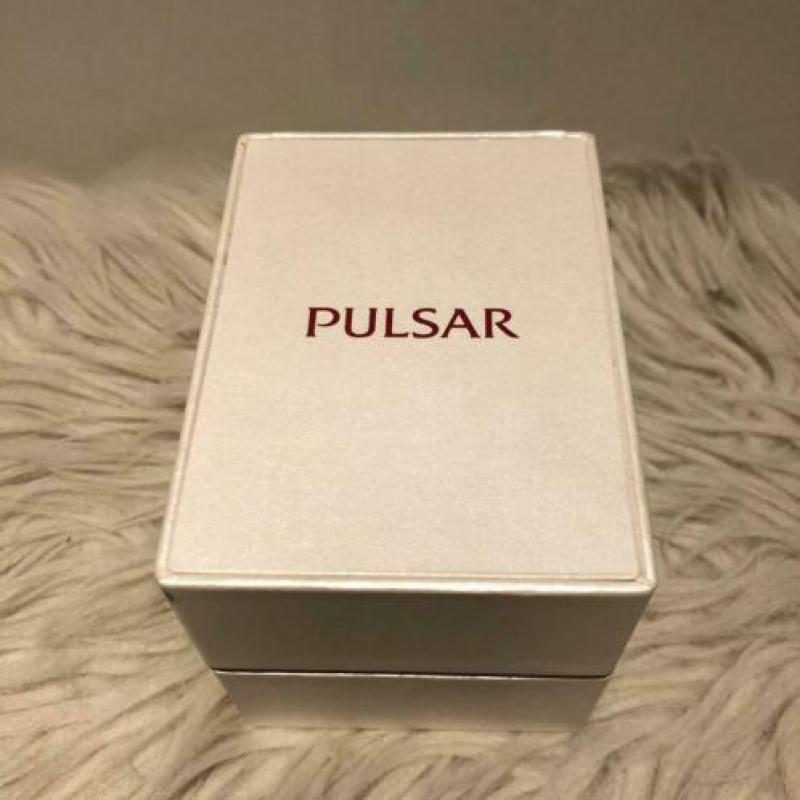 Mooi zilveren Pulsar horloge