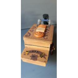 Vintage IJscokar, 30 cm Mooi houten model