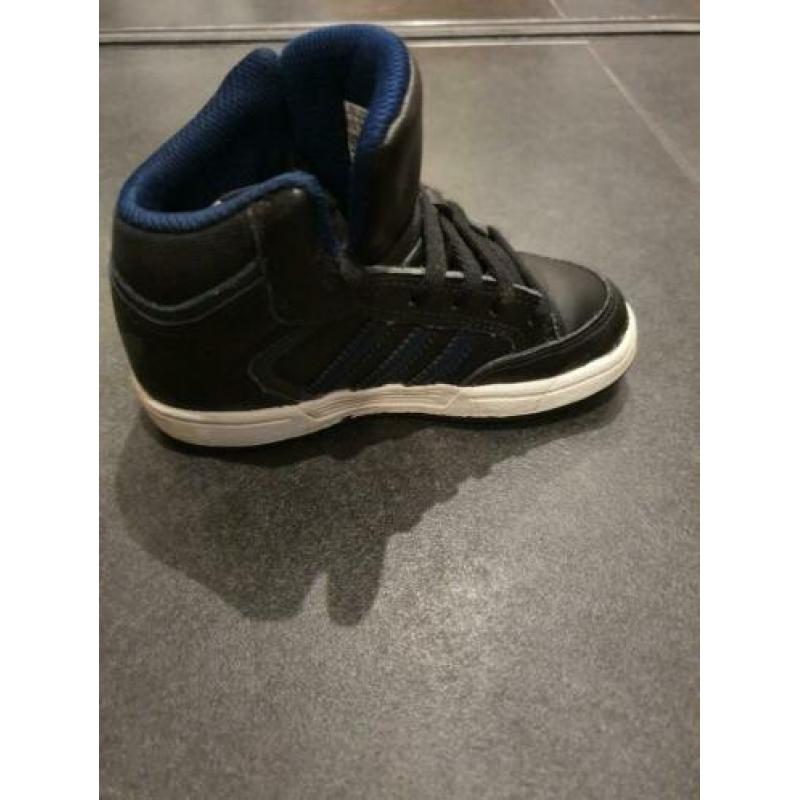 ADIDAS Originals Hard Court 25 zwart