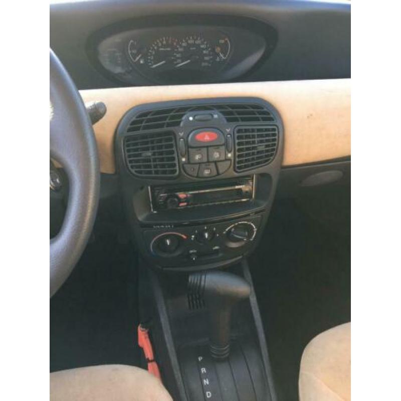 Lancia Y 1.2 AUT 1996 Blauw