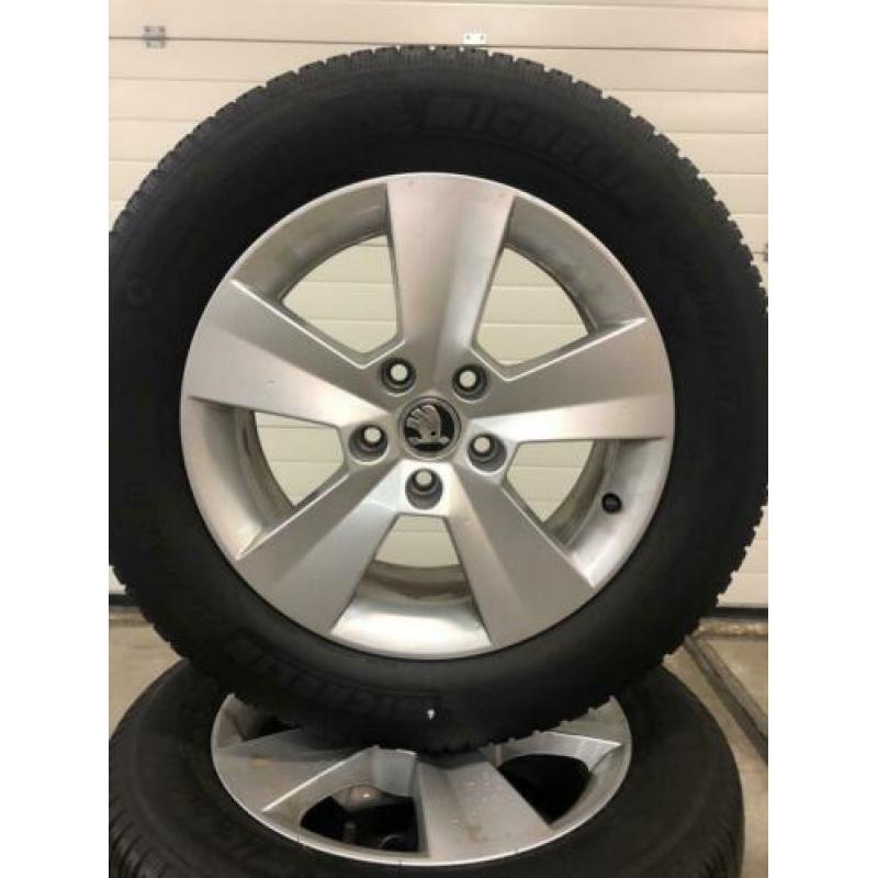 Originele set lm velgen, all-season banden, skoda superb