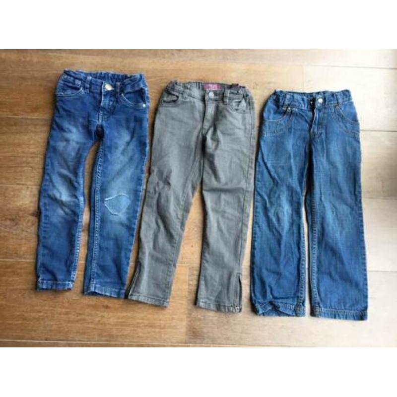 Drie spijkerbroeken Hema, sigikids, mango 110 meisje