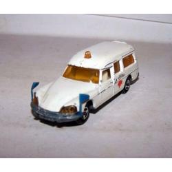 Vintage Majorette DS 21 Ambulance. 1/65. Zeldzaam.