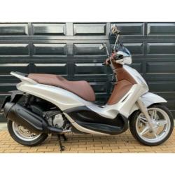 Piaggio Beverly 350 E4 (demo)