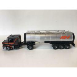 Tekno Scania 143 M tankwagen ATV