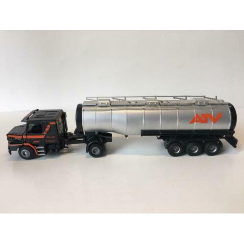 Tekno Scania 143 M tankwagen ATV