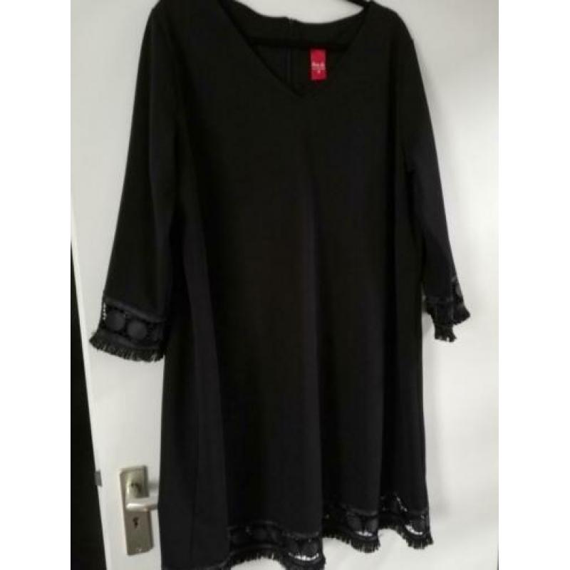 Te Koop: ONLY-M Jurk met mooie details, mt 48. (J-369).