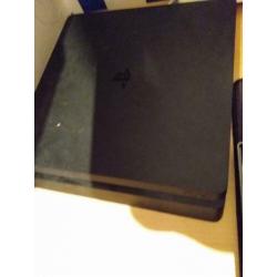 Mooie PlayStation 4 met veel spellen