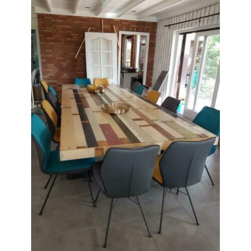 Vergadertafel lange tafel sloophout, eiken, plywood, bamboe.