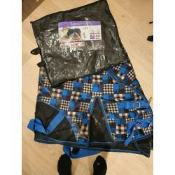 QHP, qhp, regendeken met fleece, blauw geruit, maat 175