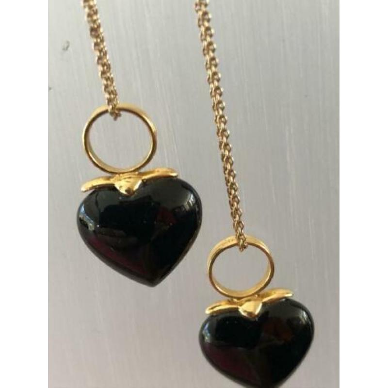 Double oorbellen met onyx hartje