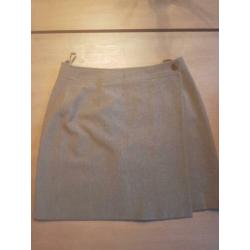 Mooie ESPRIT rok plus MEXX rok maat 38 GEVOERD!