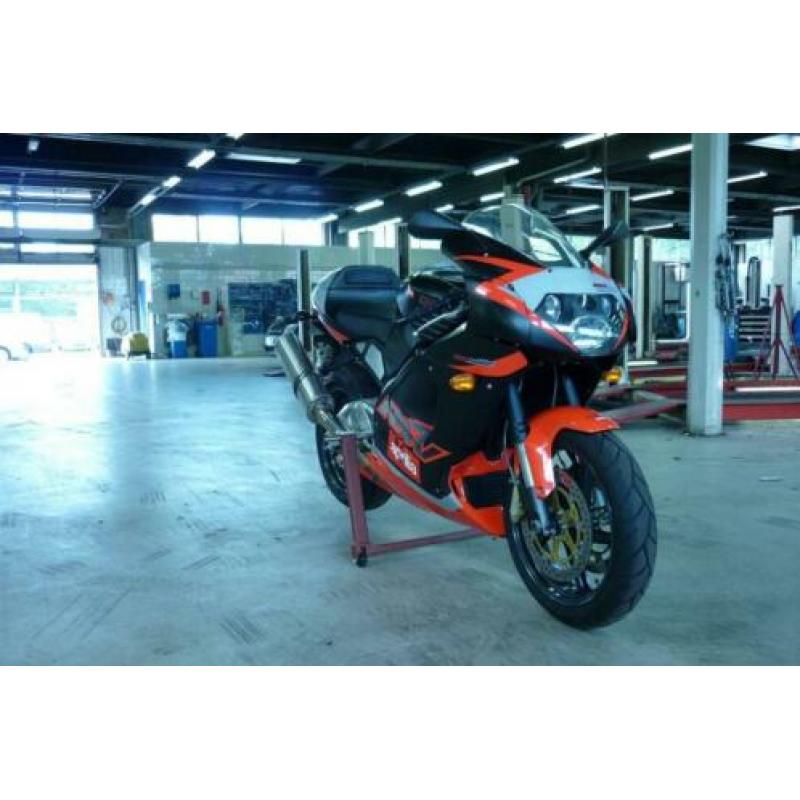 1000 RSV MILLE APRILIA paddockstand