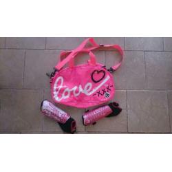 Brabo: mooie hockey tas roze + scheenbeschermers z.g.a.n.!