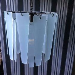 Mooie hanglamp met glazen stukken