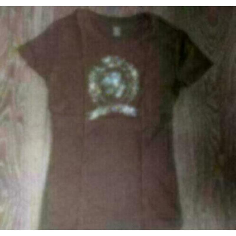 T shirt mt XS stevige bruine stof,met steentjesapplicatie