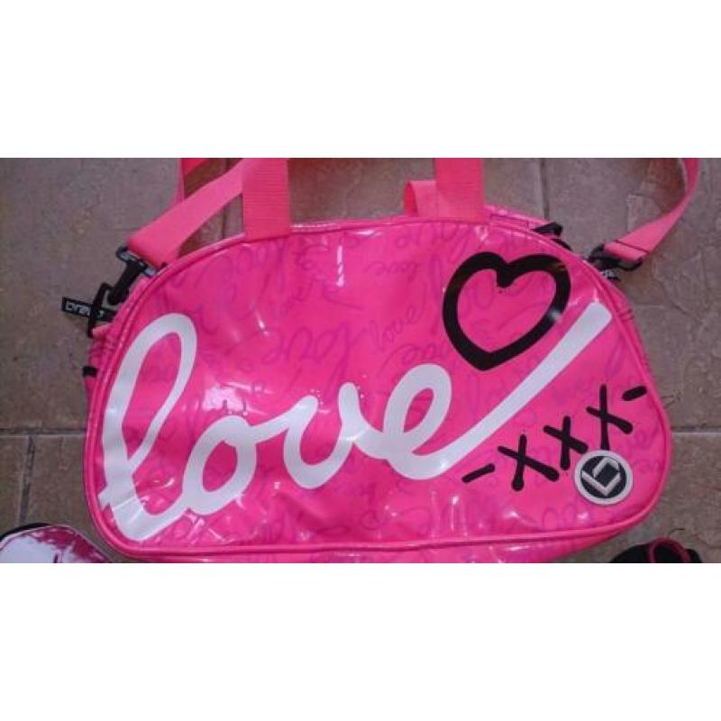 Brabo: mooie hockey tas roze + scheenbeschermers z.g.a.n.!