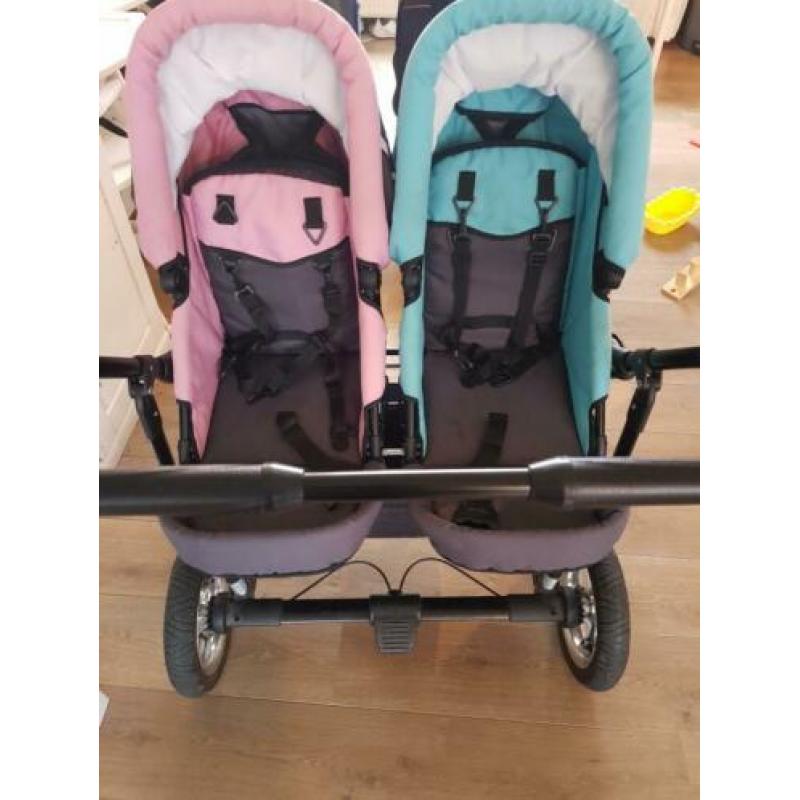 Mooie j/m tweeling kinderwagen