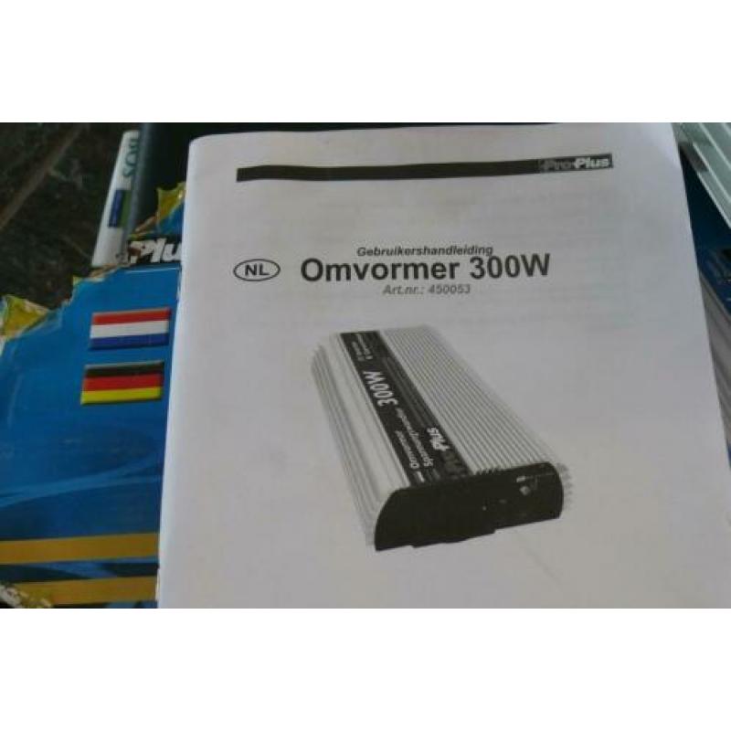 omvormer 12 Volt naar 230 Volt 300 Watt