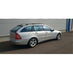 Mercedes-Benz C-Klasse Combi 180 K. Elegance (bj 2004)