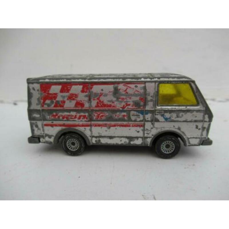 Siku VW LT 28 Kastenwagen 1334 Racing cars VW Bus