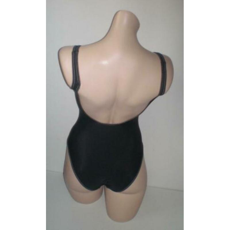 Badpak, zwemkleding, maat 34, nummer 0967