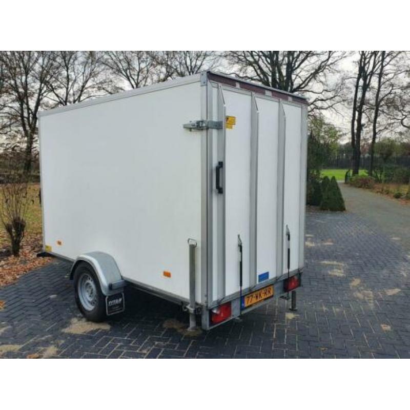 Gesloten enkelas met oprijklep