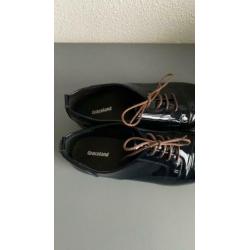 Zwarte lakschoenen