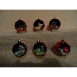 verschillende setjes kerstballen disney,smurfen.cars,