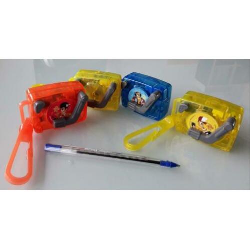 2006 Mcdonald HAPPY MEAL Crazy dj's: Brace,Lange Frans,Yes-R
