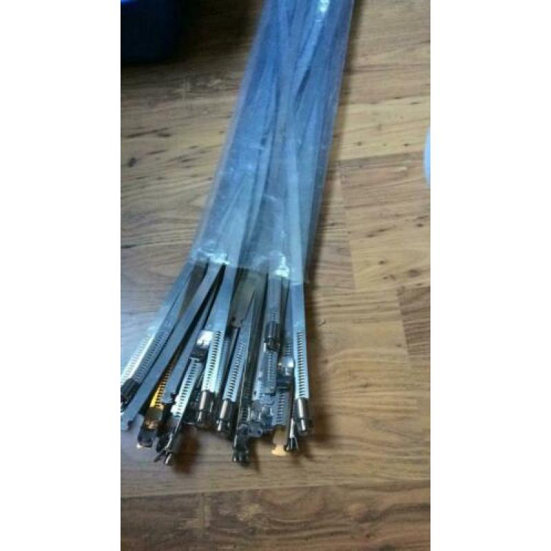 Slangklemmen, RVS,12mm breed, diameter 197-217