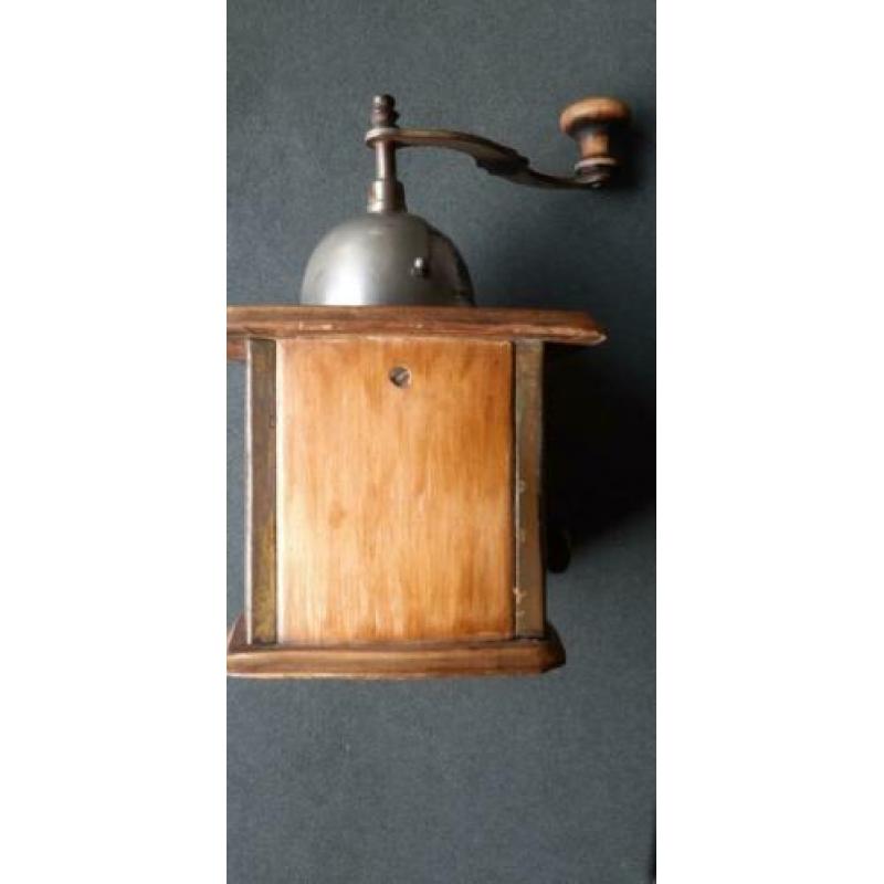 hand koffiemolen R.Z. Zassenhaus
