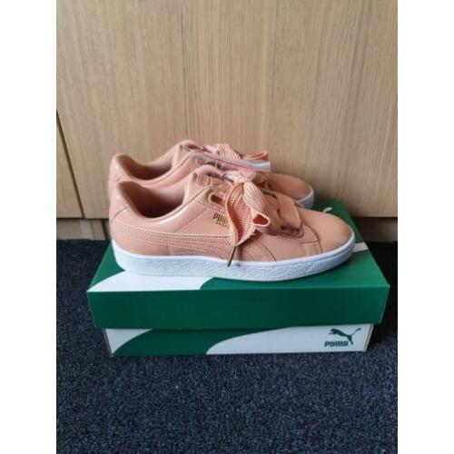 Puma basket heart patent (37)