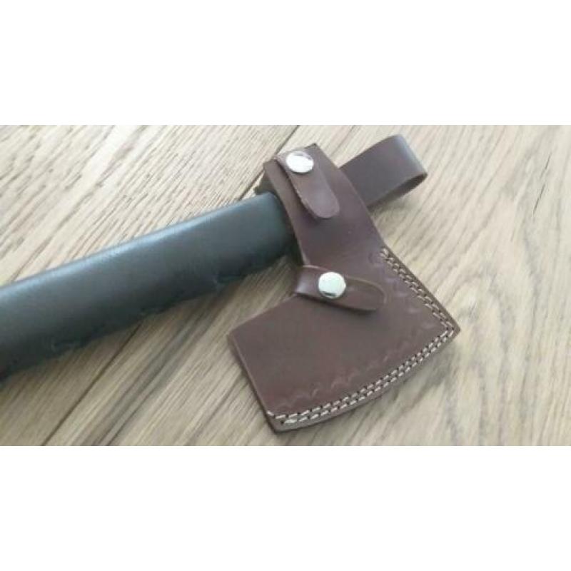 Damast stalen jachtbijl / bijl .. 40 cm..
