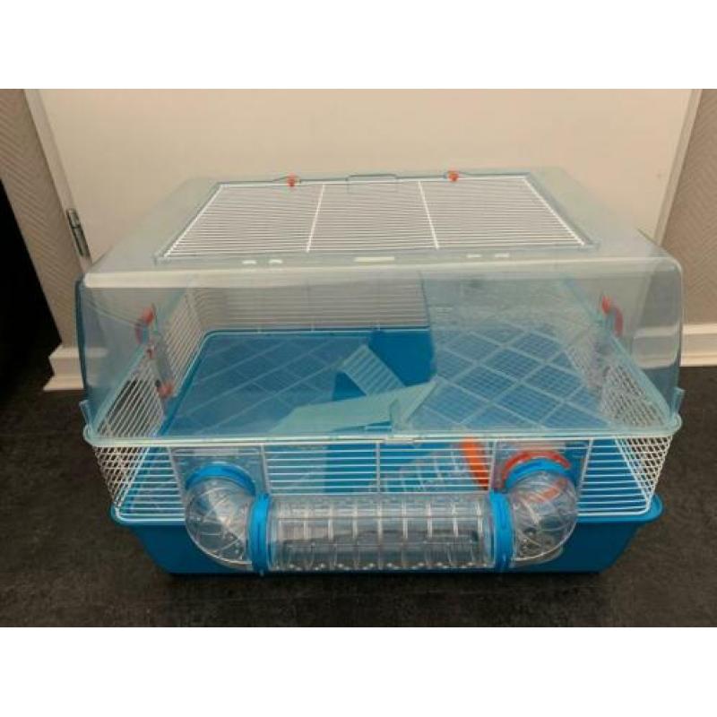 Tekoop aangeboden een hamster/knaagdierenkooi
