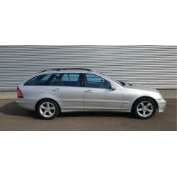 Mercedes-Benz C-Klasse Combi 180 K. Elegance (bj 2004)