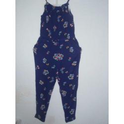 Maat 122 - tuinpak van young dimension & h&m