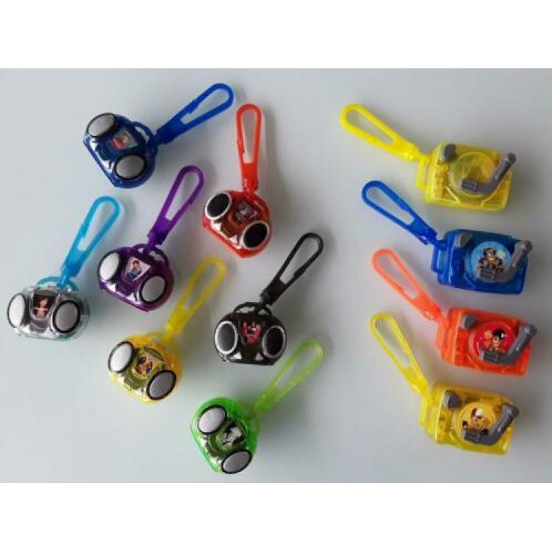 2006 Mcdonald HAPPY MEAL Crazy dj's: Brace,Lange Frans,Yes-R