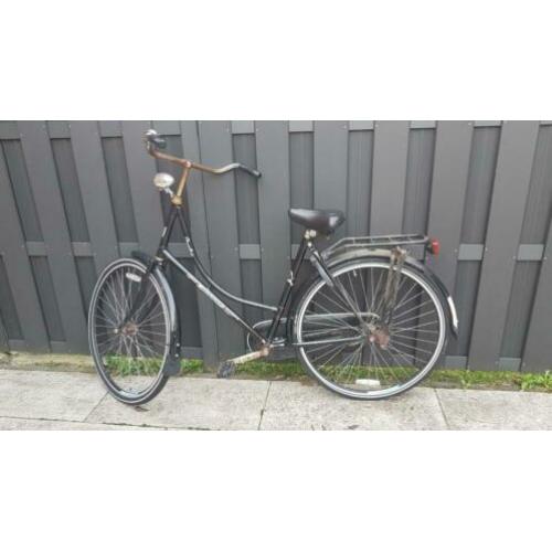 Oma fiets damesfiets stadsfiets citybike studentenfiets