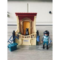 Playmobil paard, ruiter en stal ??