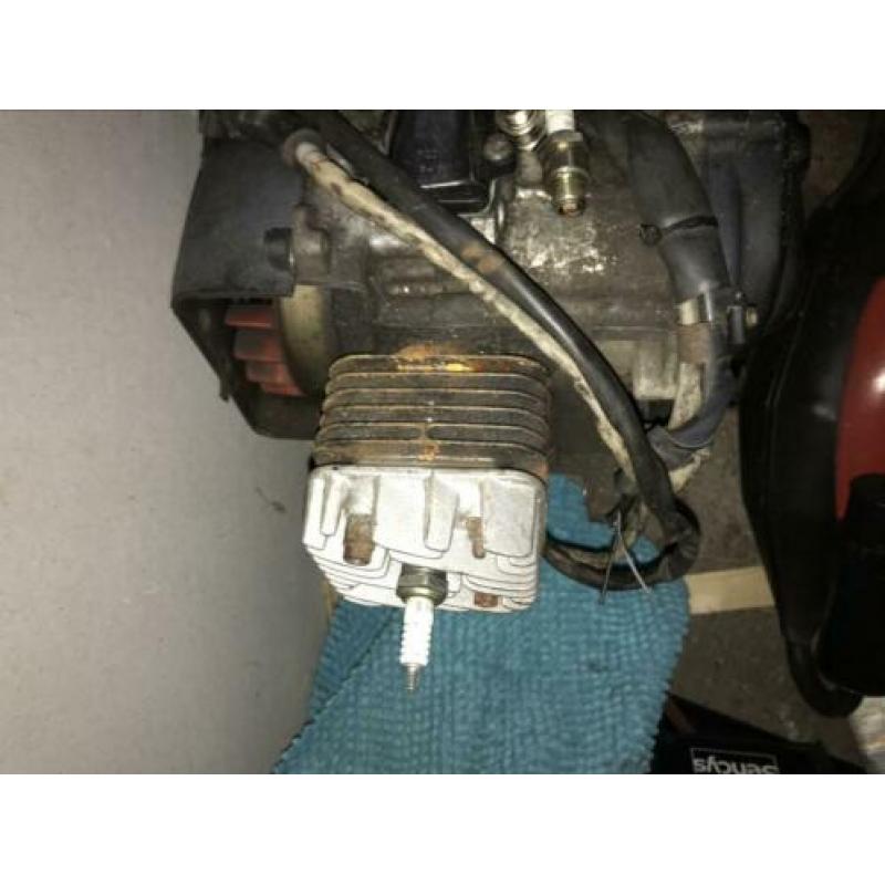 70cc piaggio scooterblok met 70 cc mallossi cilinder