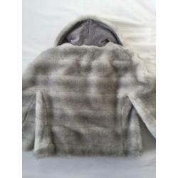 Fake fur kort grijs jasje maat 38 nieuw Karl Oestergaard