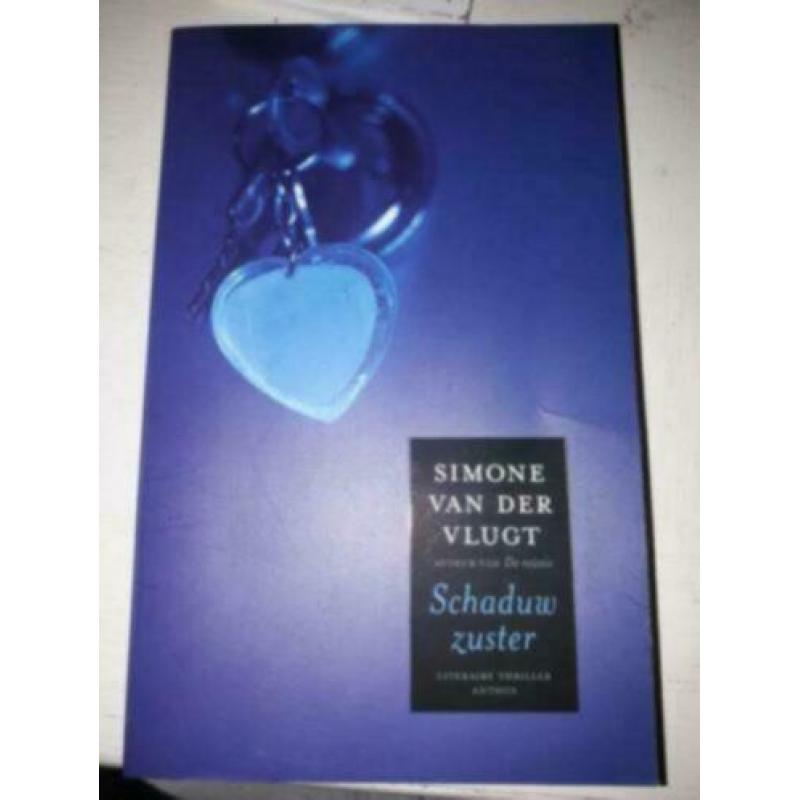 m6 HERFSTLIED - SCHADUWZUSTER - SIMONE VAN DER VLUGHT