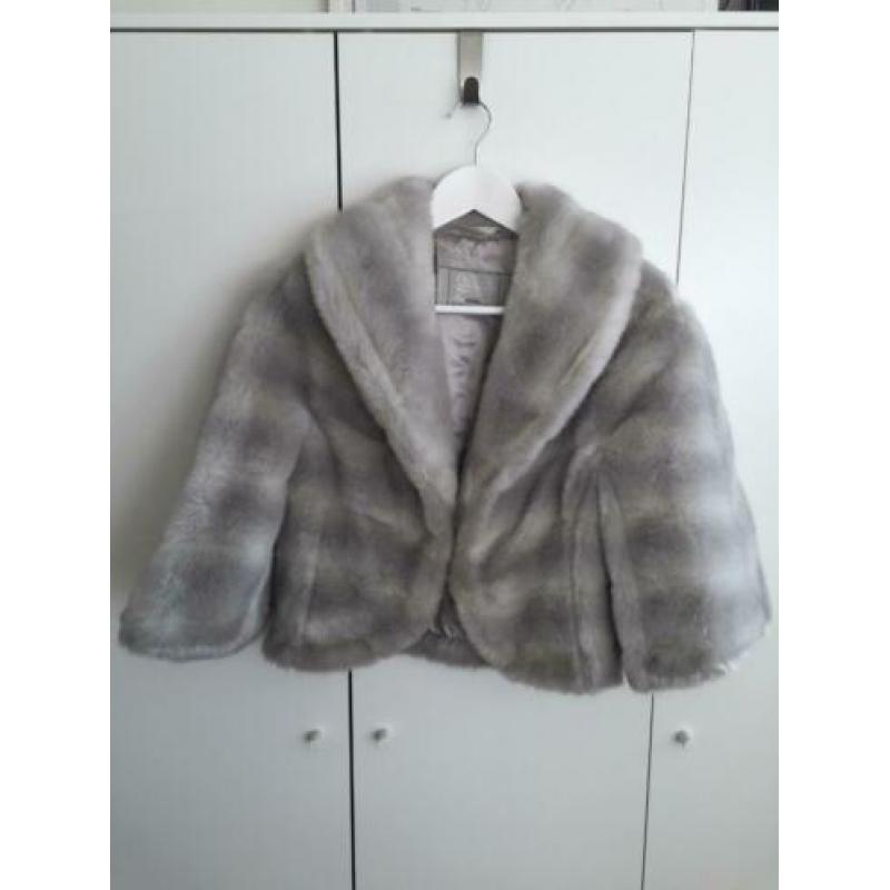 Fake fur kort grijs jasje maat 38 nieuw Karl Oestergaard