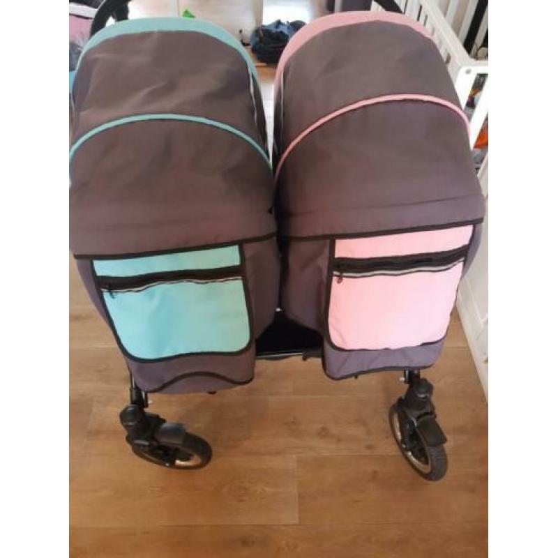 Mooie j/m tweeling kinderwagen
