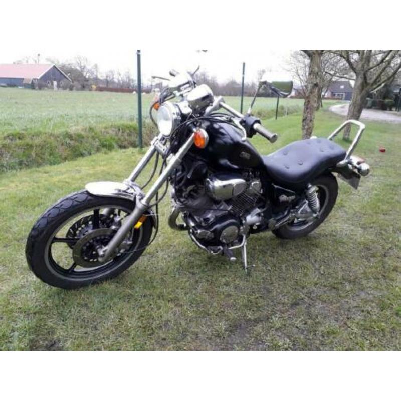 Zeer mooie yamaha xv750 virago black edition 1992.