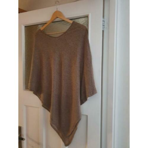 Luxe zachte cashmere poncho / overslagdoek